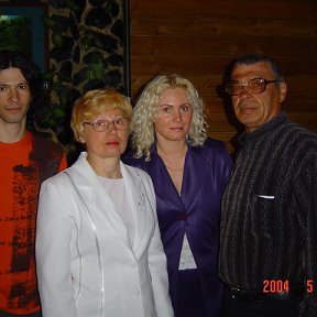Фотография "2004 год наша дружная семья Векслеров."