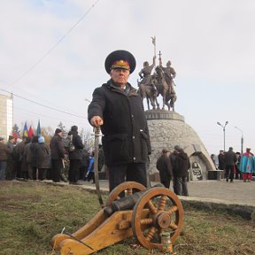 Фотография "Умань 2015 на відкритті пам`ятника Гонті і Залізняку"