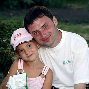 Фотография "Я и дочерь. 06.07.2007"