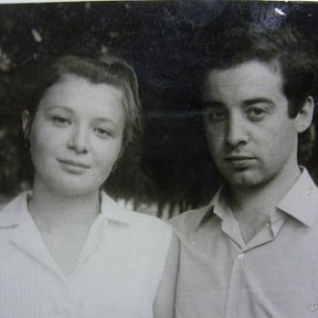 Фотография "Фотография 1967 года.
Слева - Ирина Панкевич - жена,
Справа Я, Иосиф Давидович "