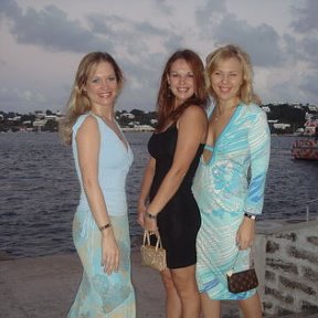 Фотография "Lenka,Katia i Ya .Bermuda 2007"