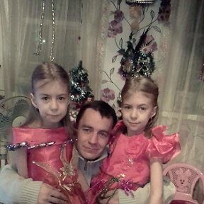 Фотография "В кругу новогодних любимых принцесс!!!!"