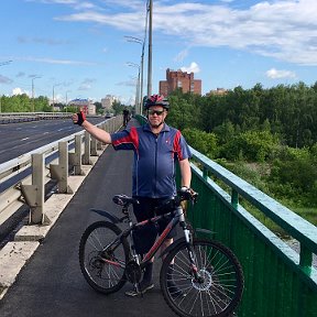 Фотография "Ярославль _ велопрогулка через Толбухинский мост в южную часть города ~ 20 июня 2022."