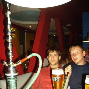 Фотография "Я (справа) и мой друг Макс. Тамбов. "Ультра". 2007г."