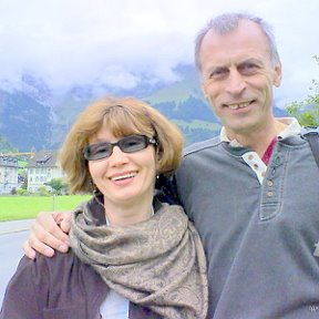 Фотография "switzeland-08-2007-tel
С женой в Швейцарии  ,авг. 2008"