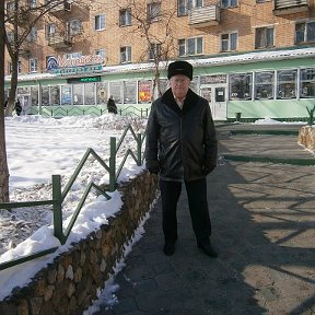 Фотография "Жирадков Сергей Борисович, выпускник гидрофака ПСХИ 1974г. город Уссурийск Живу в г. Артеме Приморского края"