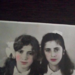 Фотография "я с подругой, 12 лет"