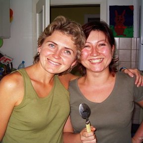 Фотография "Я с подругой Светой Вольф.Лето 2007."