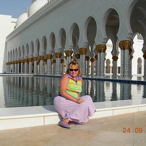 Фотография "В Абу-Даби около мечети."