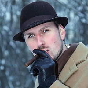 Фотография "Gentleman smoking his cigar"