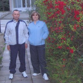 Фотография "Сочи апрель 2007 год Я и моя жена."