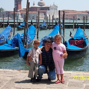 Фотография "2005-й год Венеция
я с детьми"