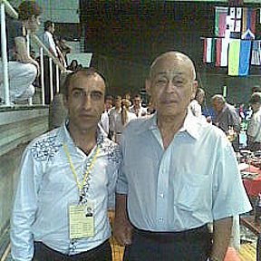 Фотография "me and  Legendar  Shihan  9-rd dan  Soke takayaki Kubota..
Internashional Chempionship 2009 Armenia"
