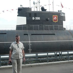 Фотография "День ВМФ, 26.07.08, г. Москва, Химкинское водохранилище. Я и моя родная ПЛ Б-396, 20 лет спустя."