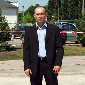 Фотография "May 2005
Eksameni po okonchaniju predprinimatelskoj shkoli"