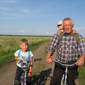 Фотография "прогулка на велосипедах"