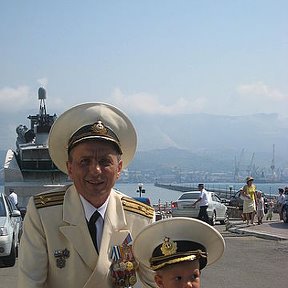 Фотография "Я и внук. День флота."