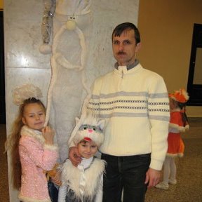 Фотография "Я и мои детишки во Дворце Республики, декабрь 2007"