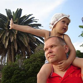 Фотография "2007 год Я с младшей дочкой Сашкой в Черногории."