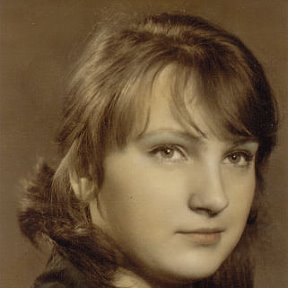 Фотография "Это я, тогда еще Савченкова, в 1979 году, учеба в БТИ г. Брянск"
