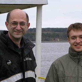 Фотография "Апрель, Клайпеда, я слева, сын справа..."