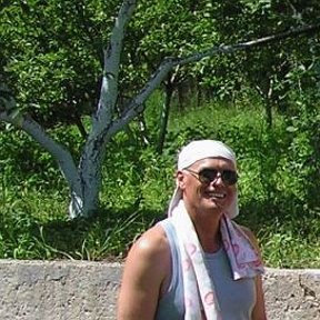 Фотография "снято в июле 2007 г. на огороде (даче) в 10 км от Ростова"