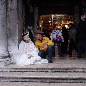 Фотография "Фестиваль масок в Венеции."