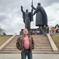 Александр Татарников