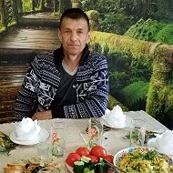 Олег Дроздовский