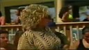 Celia Cruz - La vida es un carnaval Celia Cruz video En…