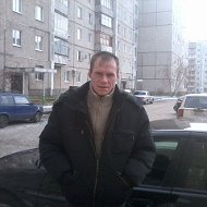Андрей Шаров