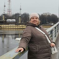 Елена Сарычева