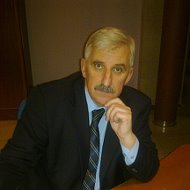 Петр Якушенко