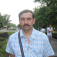 Владимир Ларцев
