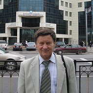 Виктор Потапченко