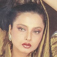 Rekha 🏝