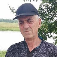 Олег Случанов