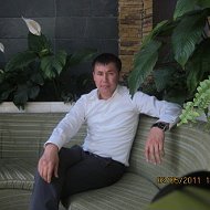 Лазиз Жангабаев