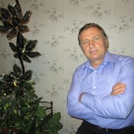 Сергей Устинков