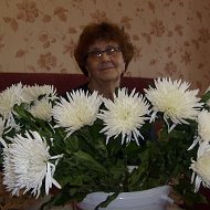 Людмила Старикова