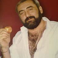 Олег Захарян