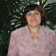 Нина Исакова