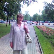 Нина Артемова