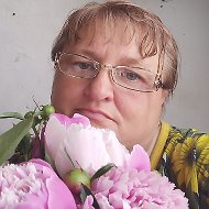 Маришка Патракеева