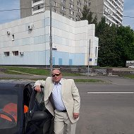 Александр Павлов