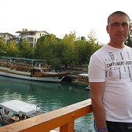 Андрей Гайденко