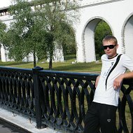 Василий Низовцов