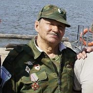 Василий Лукьянов