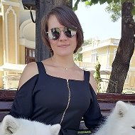 Наташа Захарова