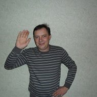 Павел Лукашев
